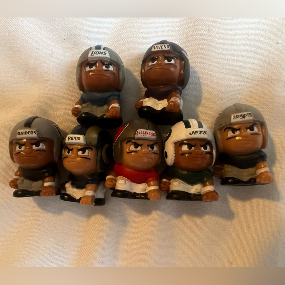 NFL Football Assorted TeamTeenymates unnamed players